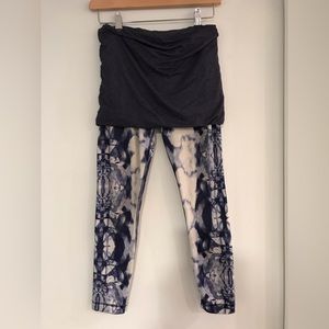 RARE LULULEMON LEGGINGS SIZE 4